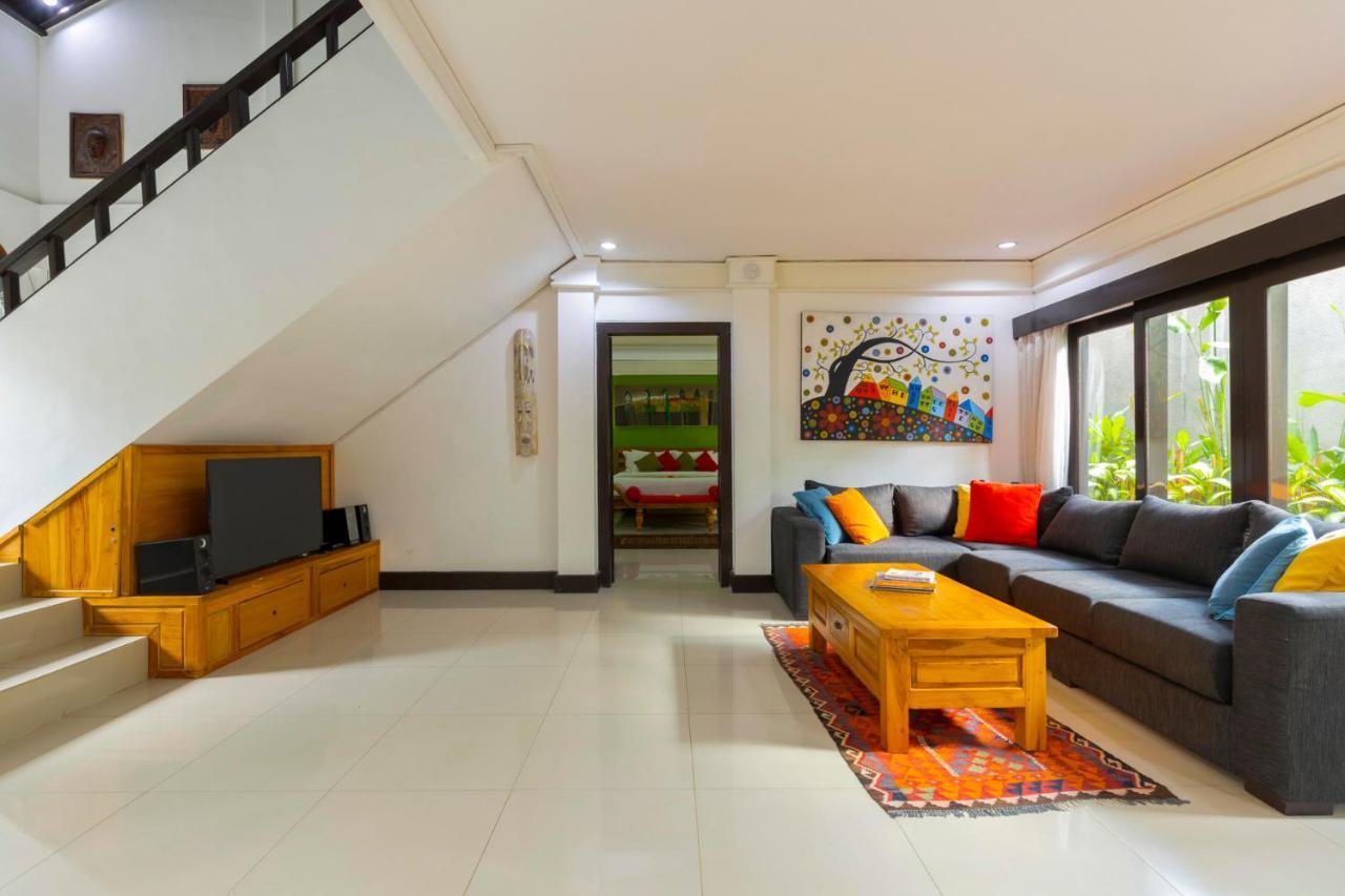 Villa Kibbi Семиняк Екстериор снимка