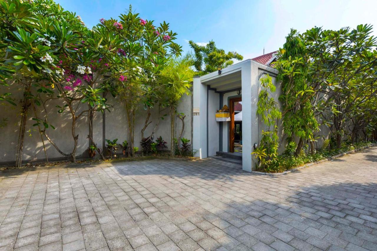 Villa Kibbi Семиняк Екстериор снимка