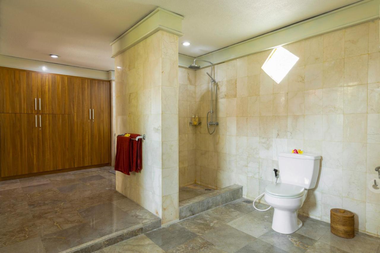 Villa Kibbi Семиняк Екстериор снимка