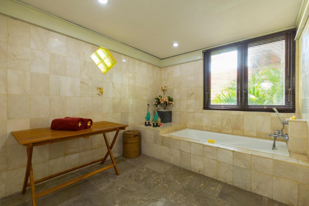 Villa Kibbi Семиняк Екстериор снимка