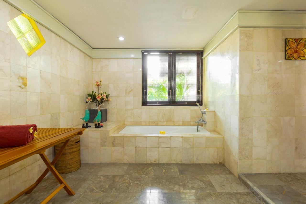 Villa Kibbi Семиняк Екстериор снимка